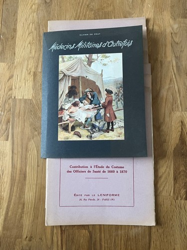 Livre revus médecins - revus,