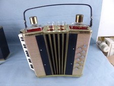 Ancienne CAVE A LIQUEUR WHISKY