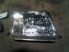 Phare droit Toyota HDJ 100