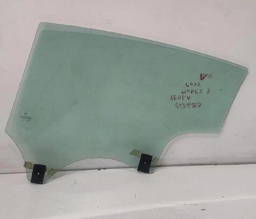 Vitre porte arrière droite - arrière,