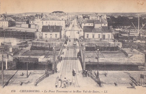 Old postcard cherbourg le - postcard, 50