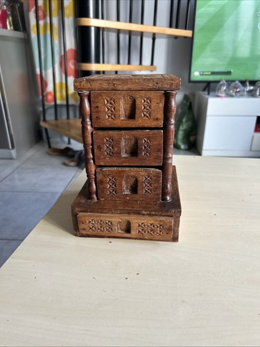 Petit meuble miniature bois - petit,