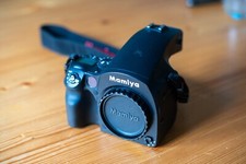 Mamiya Df + Dos Leaf DM22 +