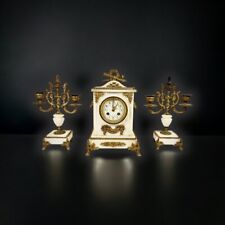 [À réviser] Garniture de cheminée XIXe pendule et candélabres à deux lumières en