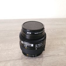 Objectif Nikon AF Nikkor 35-70mm f/3.3-4.5 + Filtre B+W 52E