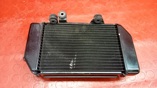 Radiateur eau gauche sans - eau,