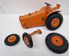 Tracteur Renault agricole Cij jouet ancien en tôle époque JRD