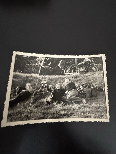 Photo moto ancienne - moto,