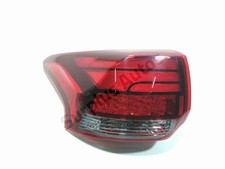 FEU ARRIERE GAUCHE 8330B173