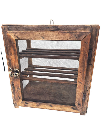 Ancienne petite cage - , à