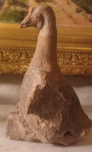 Tuile zoomorphe figurant une - zoomorphe,