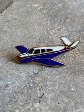 Pin’s Beechcraft Bonanza