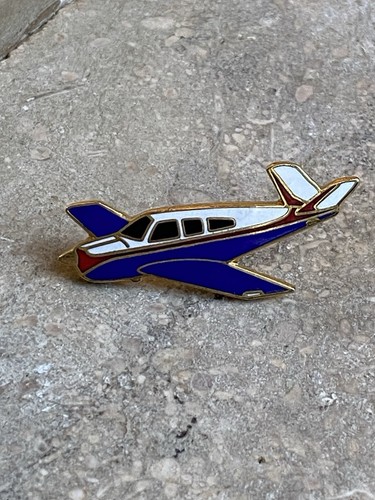 Pin beechcraft bonanza - pin’s,
