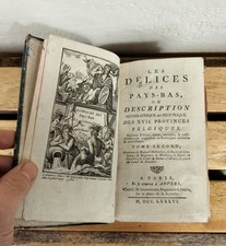 livres anciens XVIIII Délices