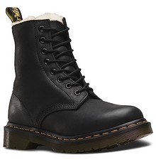 21797001 DR. MARTENS WOMEN'S 1460 SERENA BLACK BURNISHED WYOMING SIZE 6