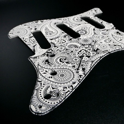 Pickguard fender strat - strat, •