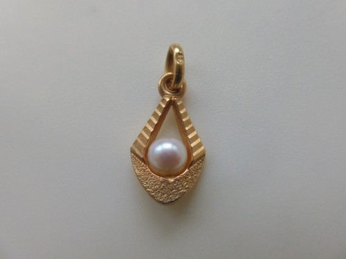 Pendentif neuf plaqué - neuf,