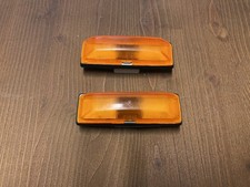 Paire de cabochons de