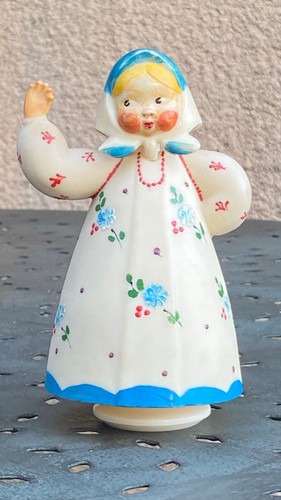 Ancienne poupee russe - russe, a