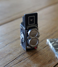 MEGA HOUSE SHARAN ROLLEIFLEX 2.8F Miniature Reproduction - PERFECT - MINT