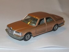 Mercedes 280 SE - fishing - NOREV