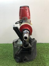 Outil pneumatique cloueuse à