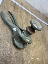 bouchonneuse Sanbri outil