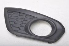 Volvo C30 Phares Antibrouillard Grille Cadre Bouchon Droit 31298172