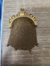 Ancienne aumônière porte