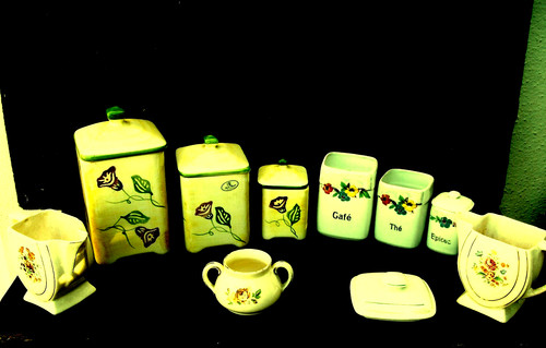 Pots épices dont - 6, a