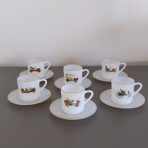 Tasses soucoupes à - 6, /