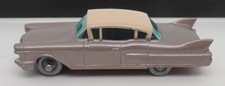 OLD LESNEY MATCHBOX MADE IN ENGLAND 1960 CADILLAC SIXTY SPECIAL LAVANDE #27