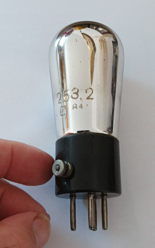 Ancienne lampe tube philips - ancienne,