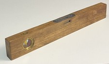 Outil Ancien niveau à bulles