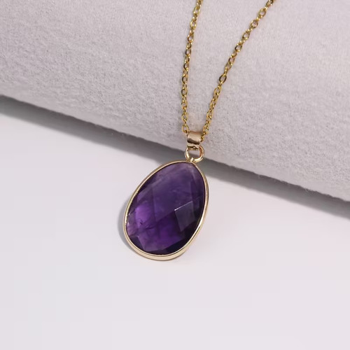 Pendentif améthyste avec - avec, sa