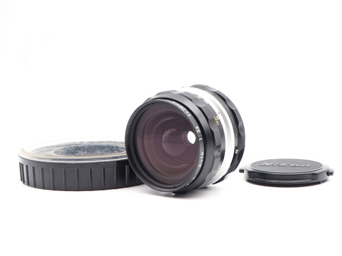 Objectif grand angle nikon - angle,