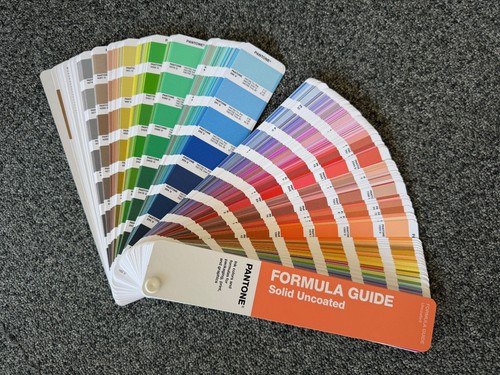 Nuancier pantone formula - pantone,
