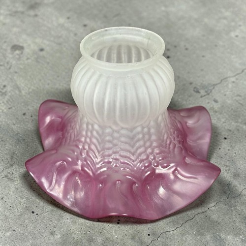 Tulipe ancienne verre moulé