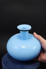 Vase verre bleu ciel et noir