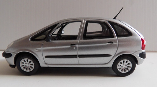 Citroen xsara picasso - 1/43,