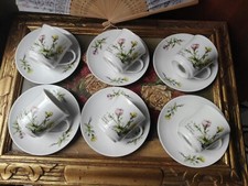 6 ANCIENNES TASSES ET