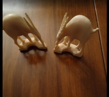 PAIRE DE BIBELOTS ANCIENS