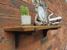 ÉTAGÈRES EN BOIS DE CHÊNE