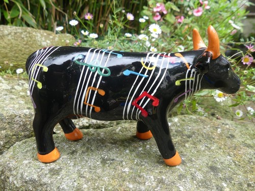 Statue vache faïence - en,