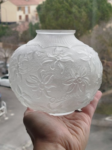 Vase boule verre moulé - verre, oreor