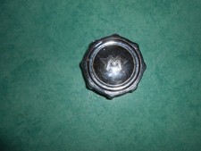 Bouchon réservoir chromé