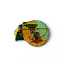 RNT 16/ Pin's lunettes parasol