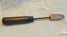 Fer à souder ancien, outil de