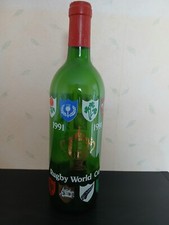 Bouteille de vin de Bordeaux vide de la Coupe du Monde de rugby de 1991