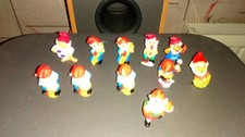 Figurines kinder les nains au